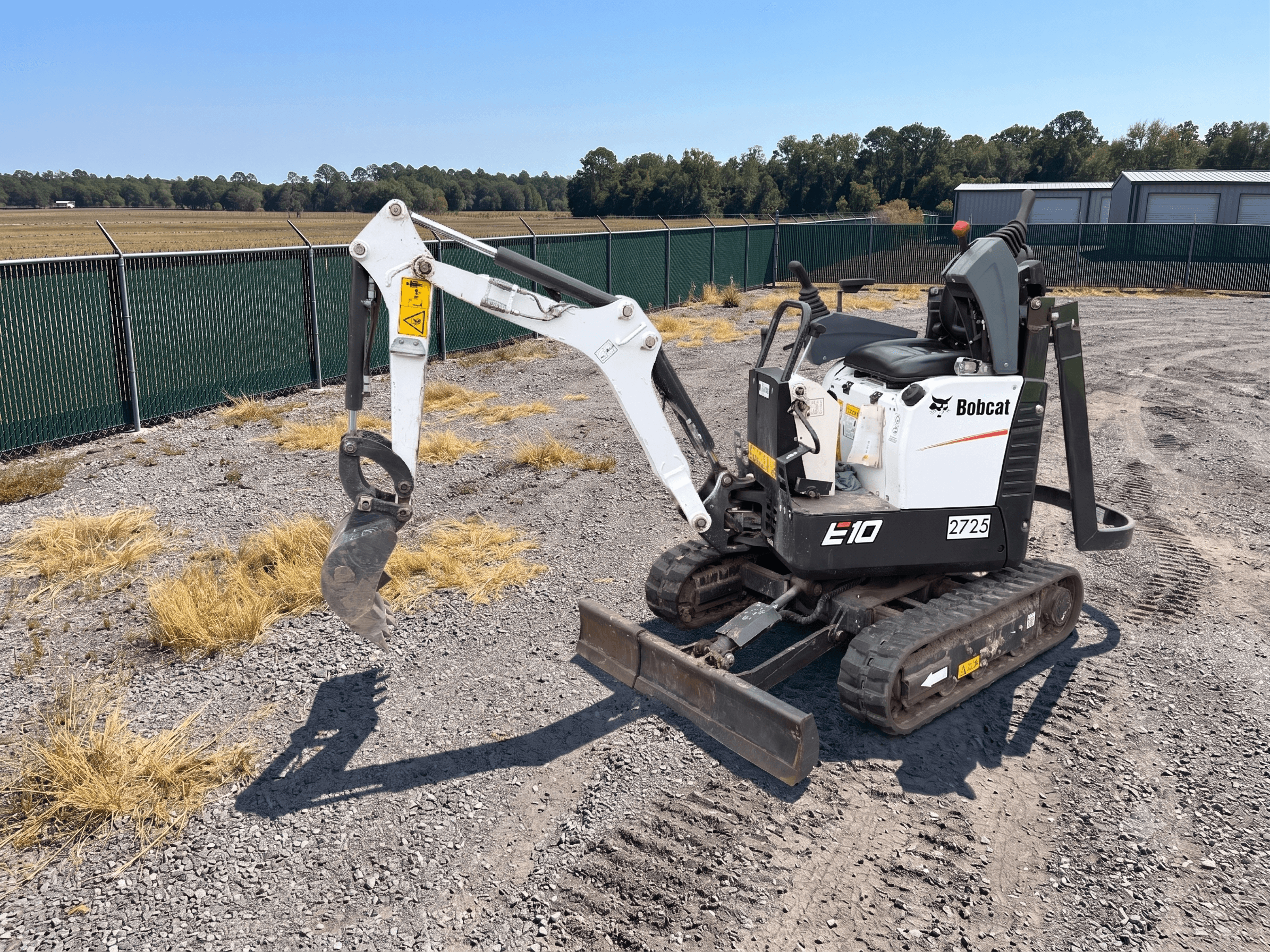1 TON EXCAVATOR